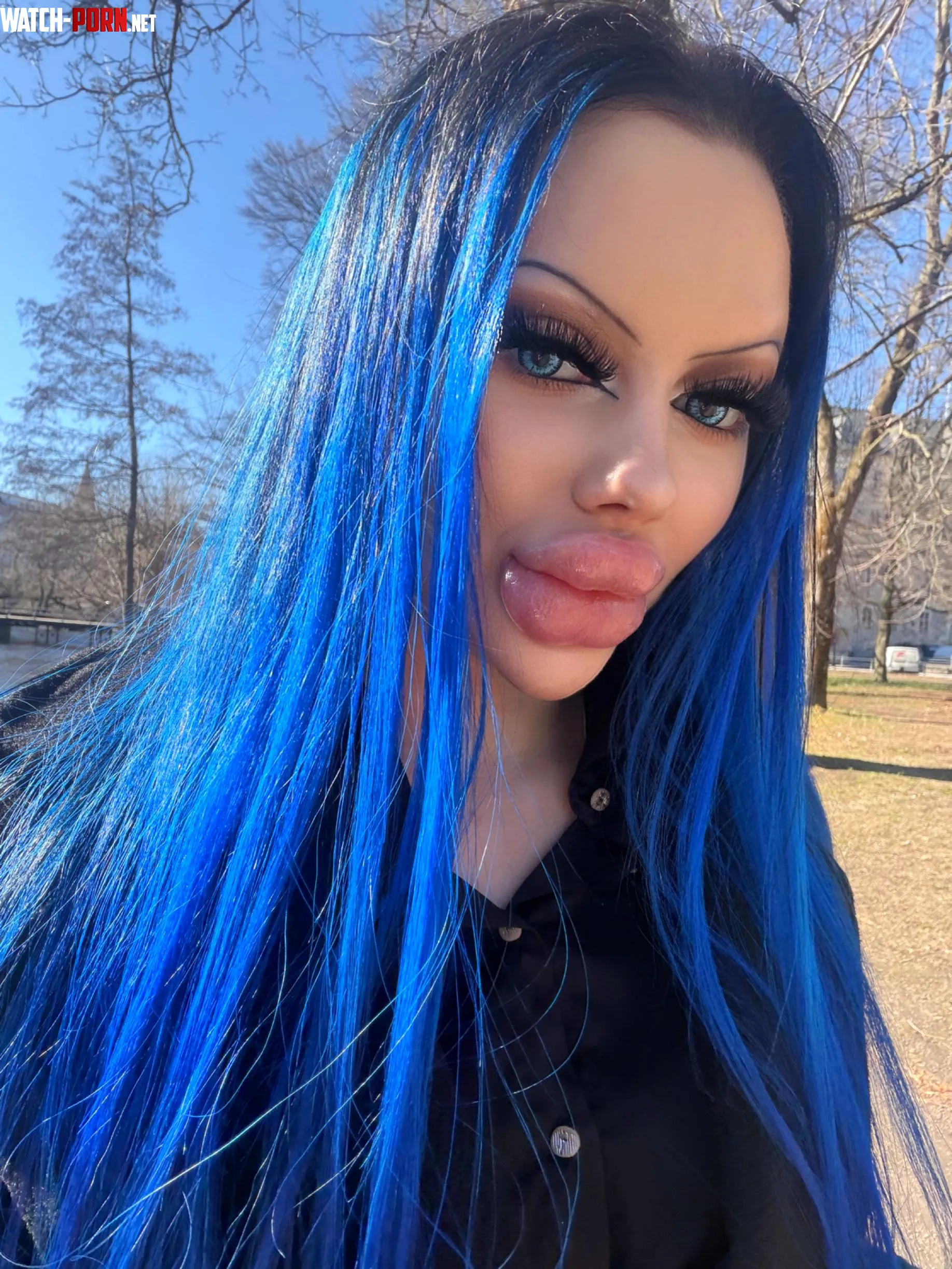 My daily plastic frozen face by PurePerfectDoll