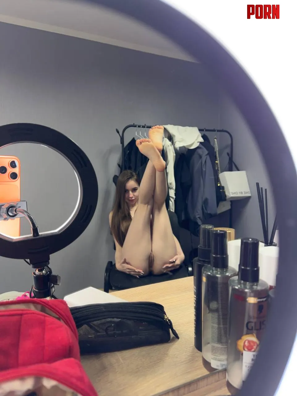 Ride me so that I scream by Sofia_Wills_