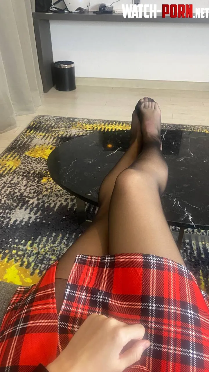 Lick my pantyhose, yes or no? by Merelenshow