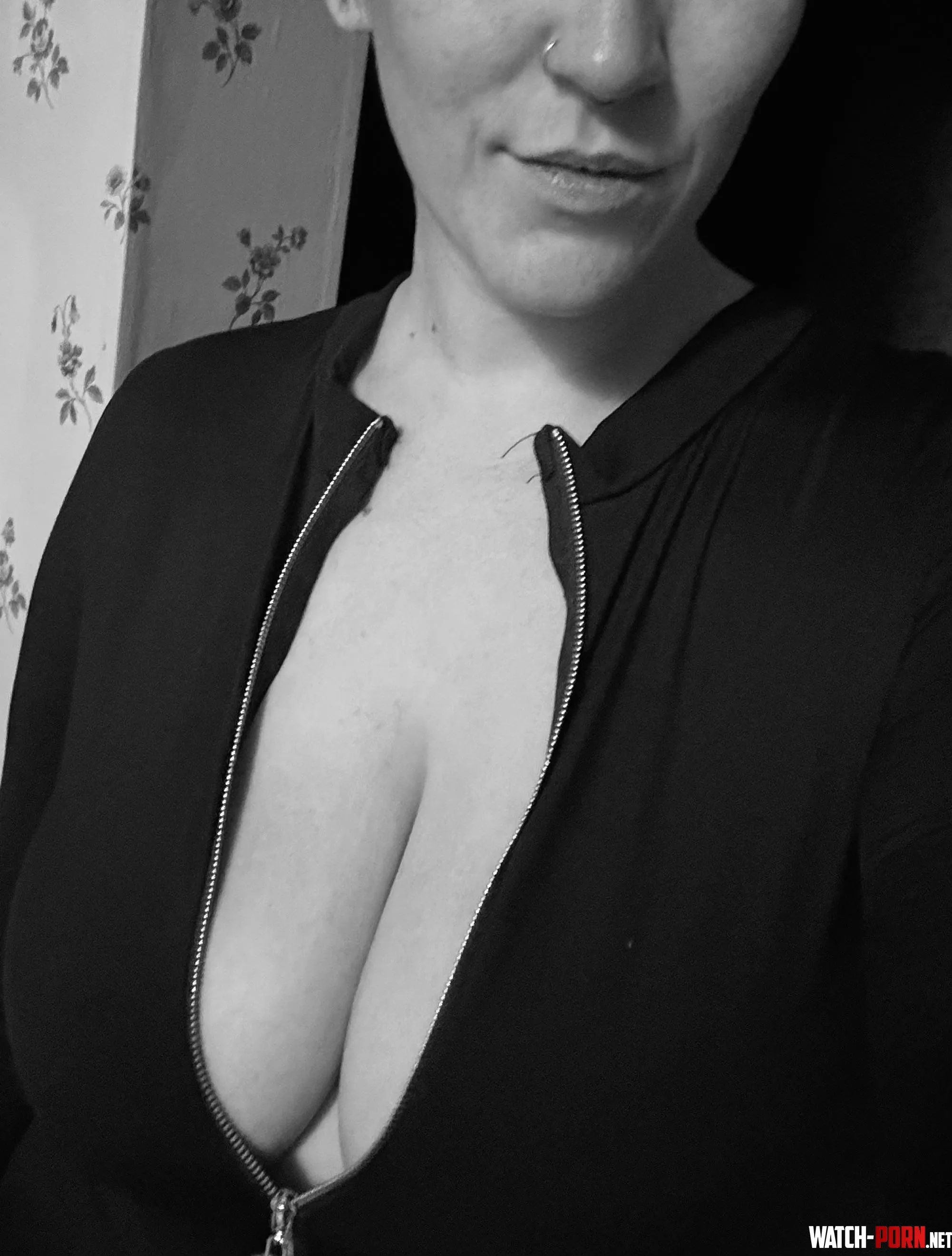 I like to wear a smirk by Beascoffee_and_t