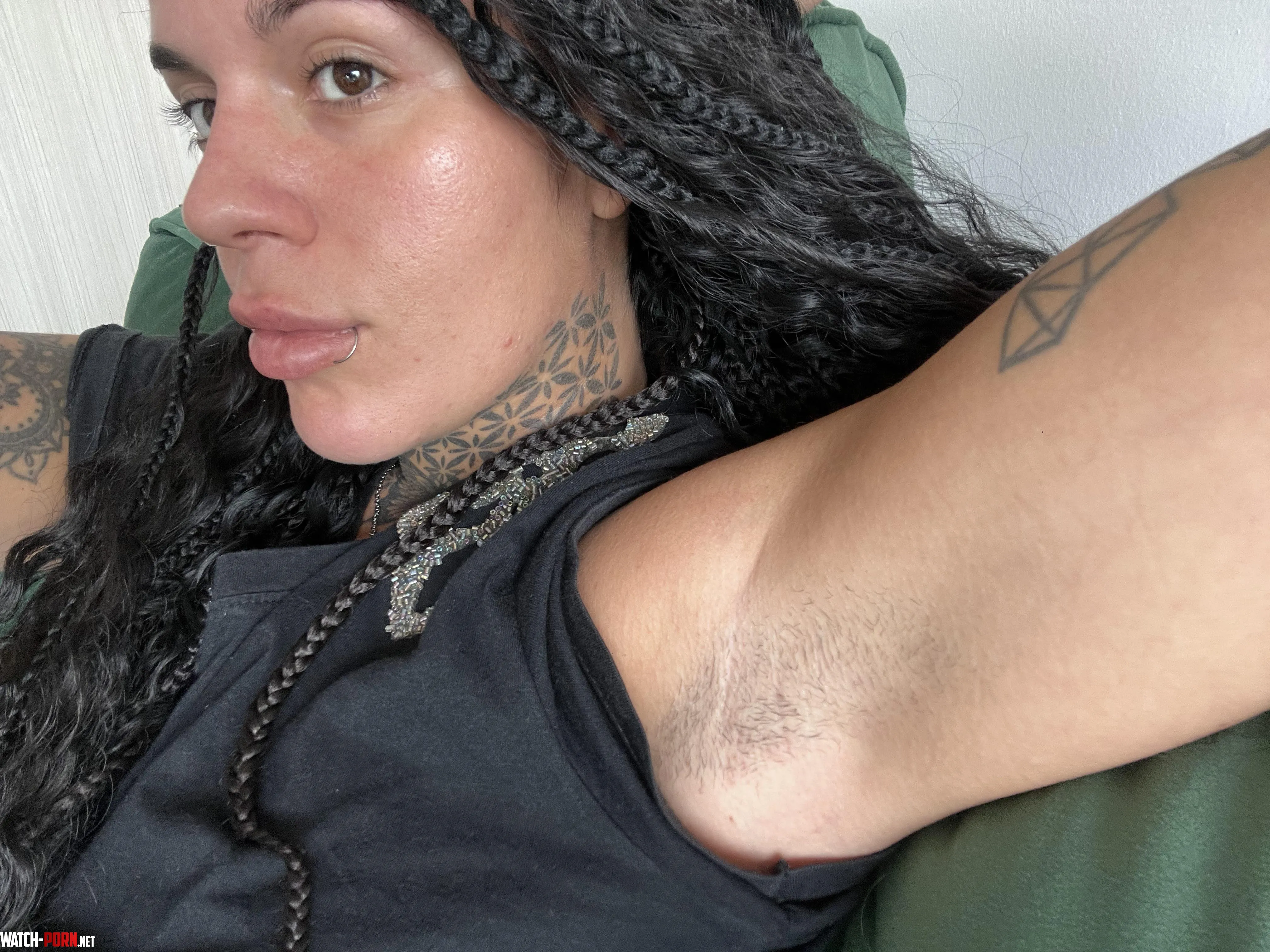 My armpits are freshly shaved… or maybe not. Wanna check? by girlytattoo