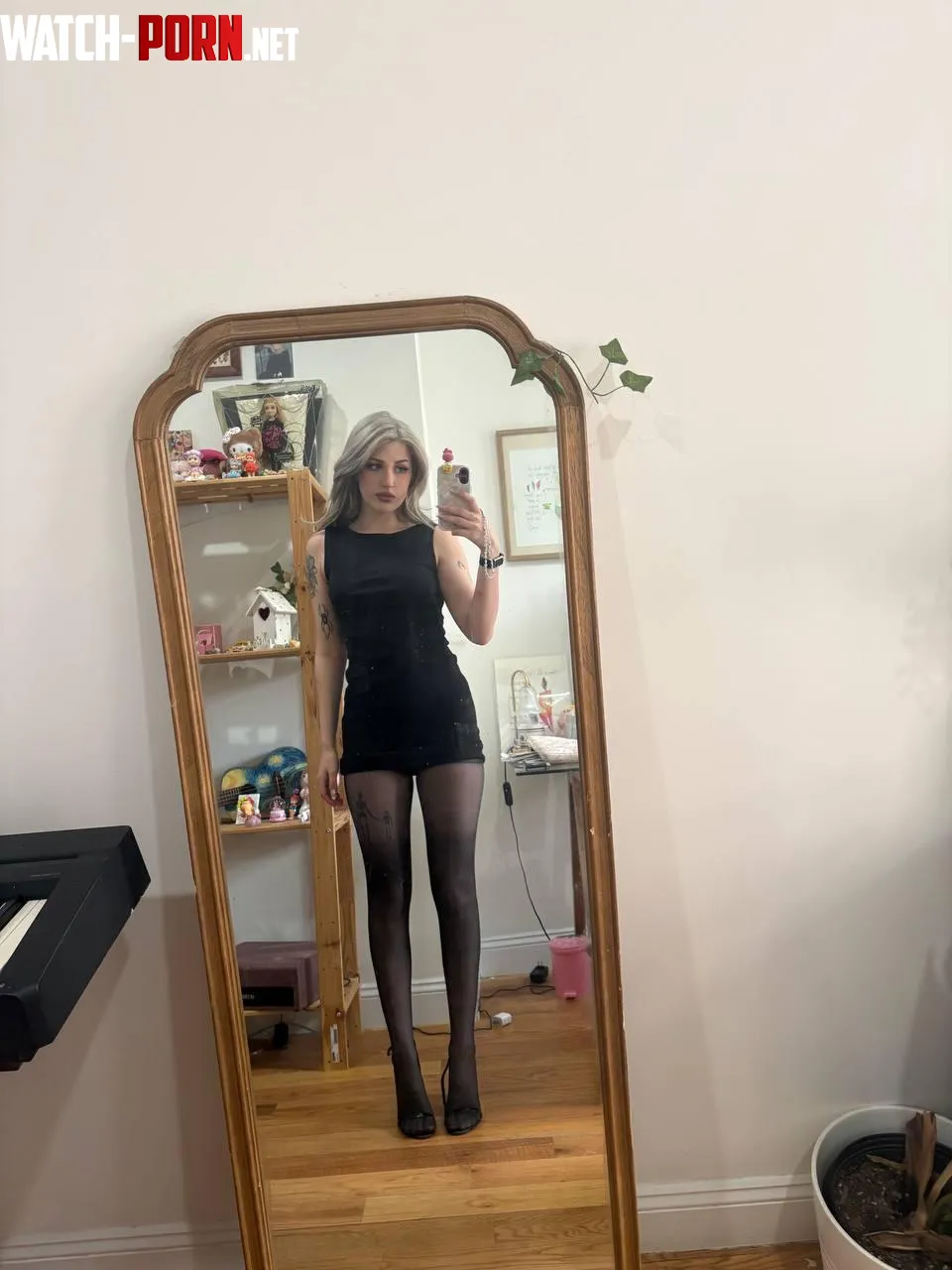 too snug or just right? by SlayBabesx