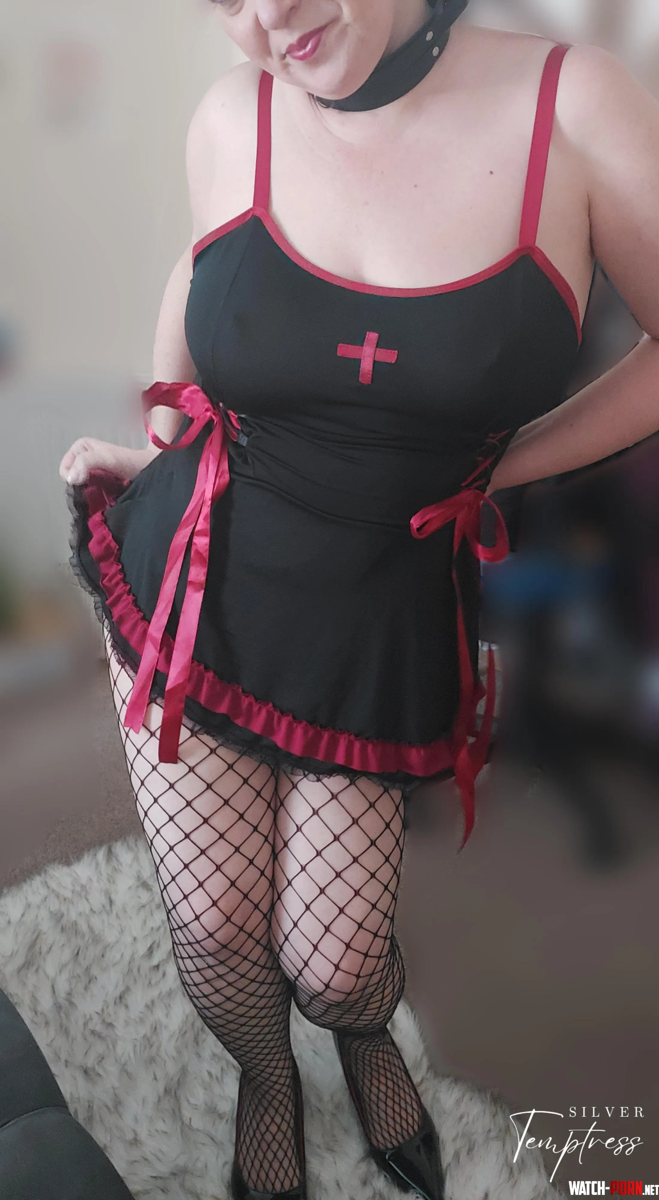 Felt wickedly seductive in this 💋 by Silvertemptress