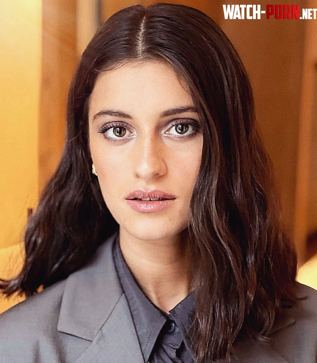 Anya Chalotra by RaymondLeggs