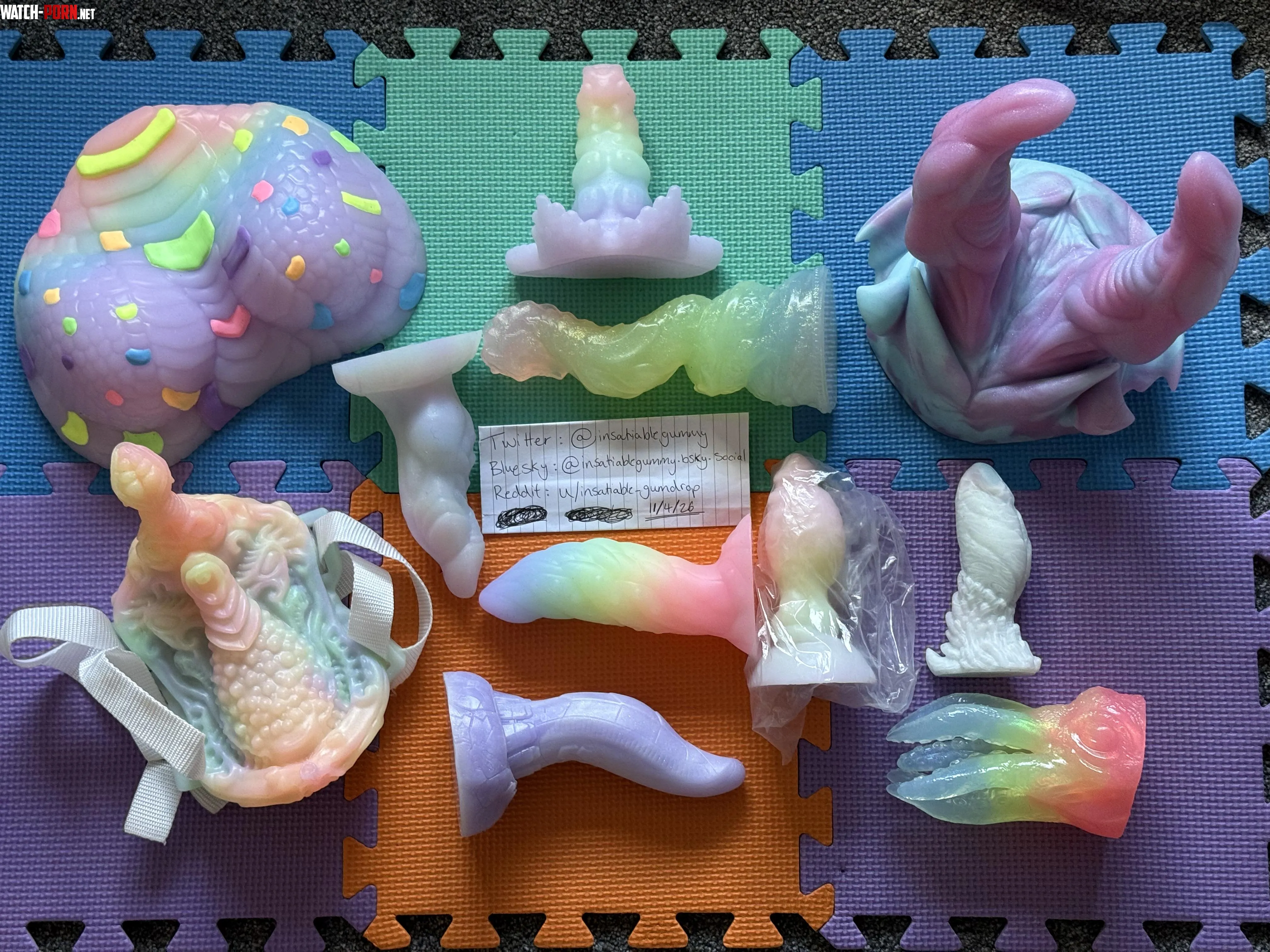 WTS multiple toys indie and BD by insatiable_gumdrop