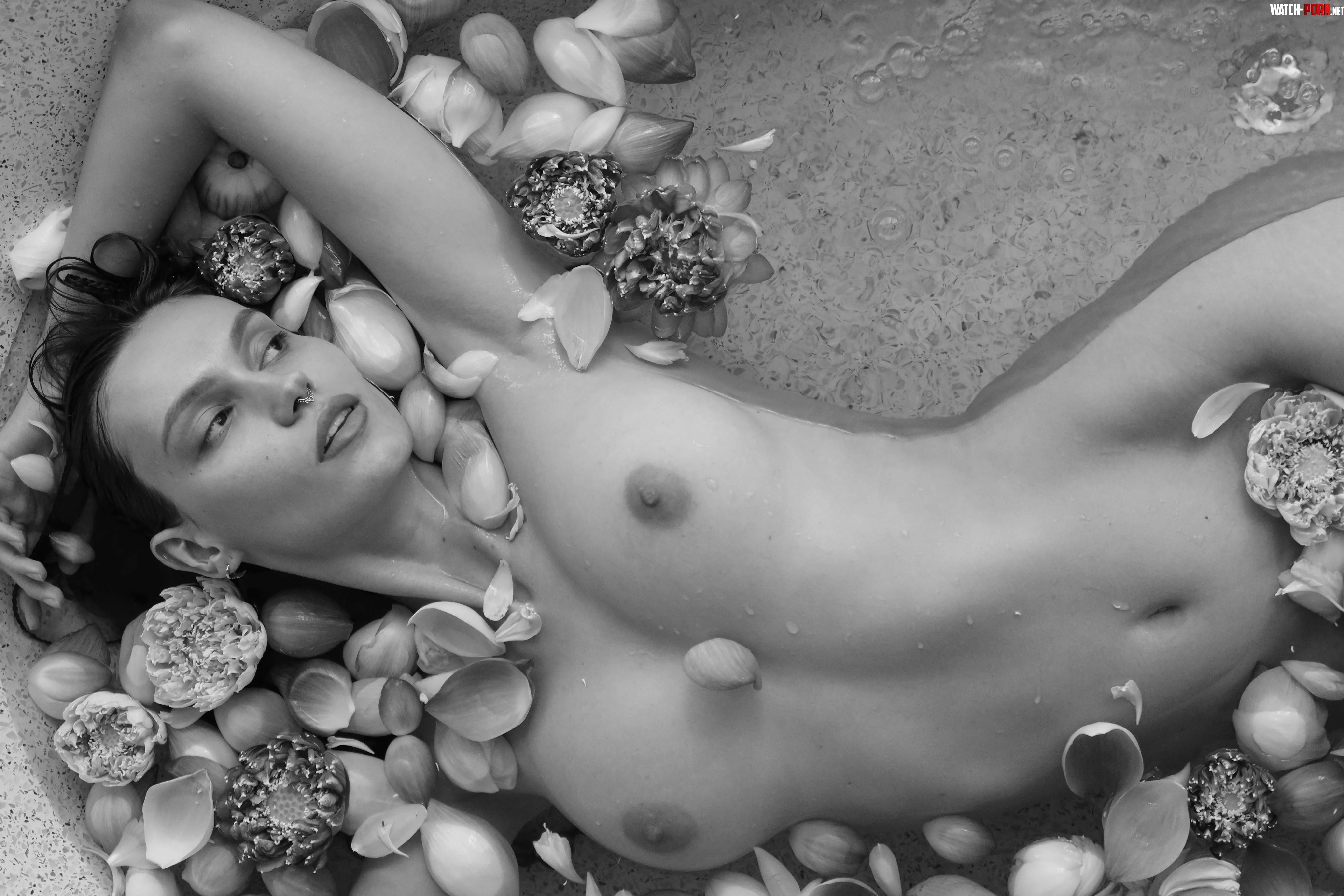 Beauty is in the details by KateEvansNsfw