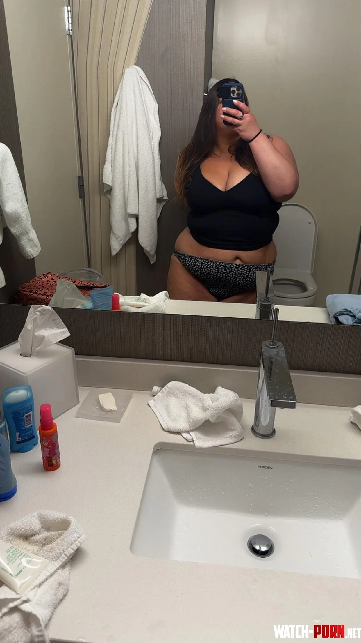 Hipsss 😘 by Friendly_Ball1749