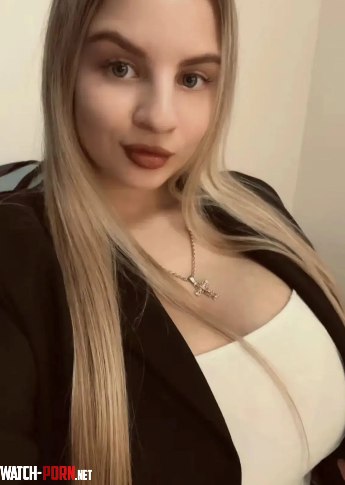 Busty ukranian by Free_Outcome6593