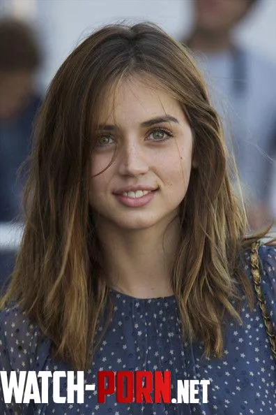 Ana de Armas by Dry_Mode2653