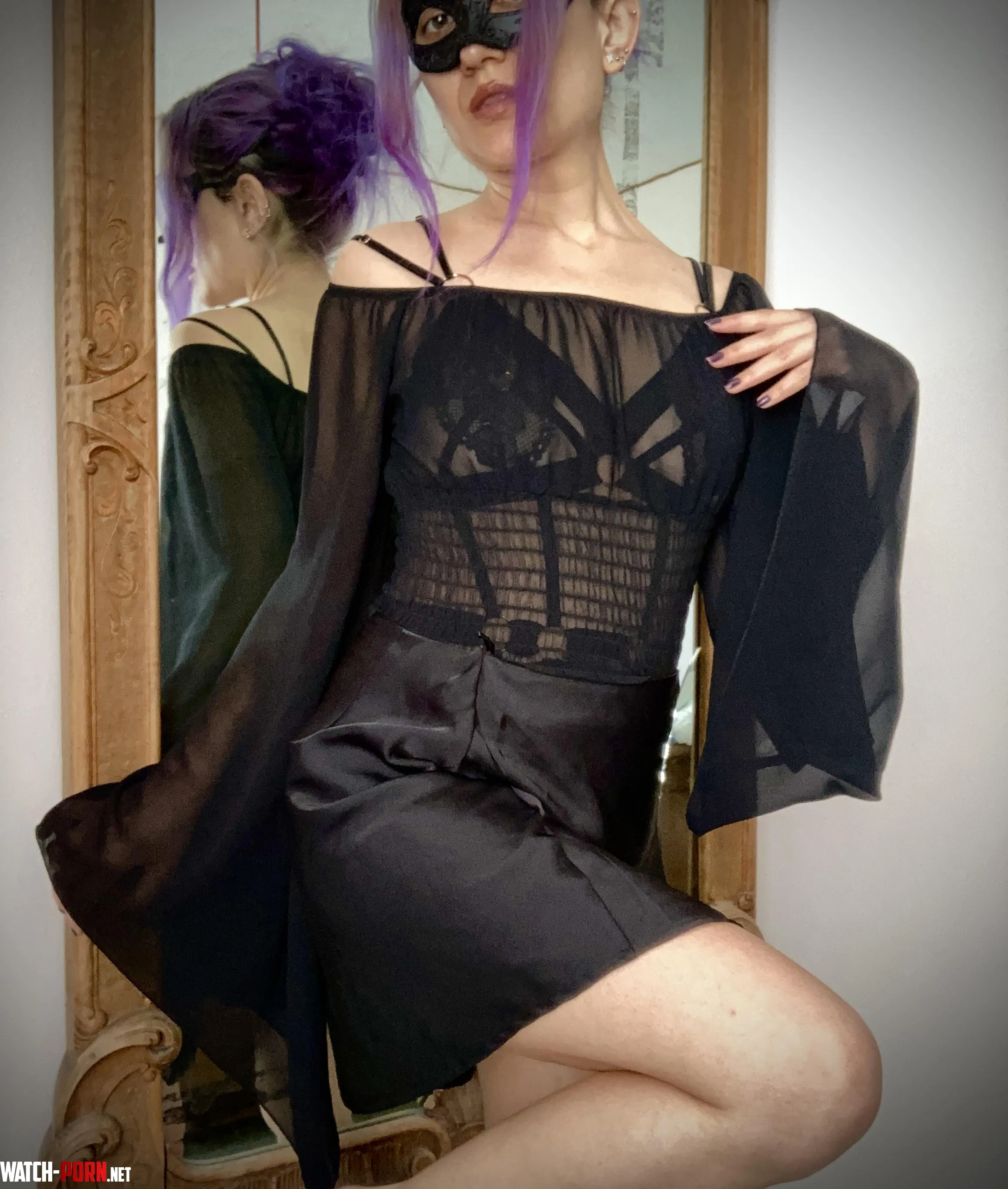 Flowing night by Lily_Violet15