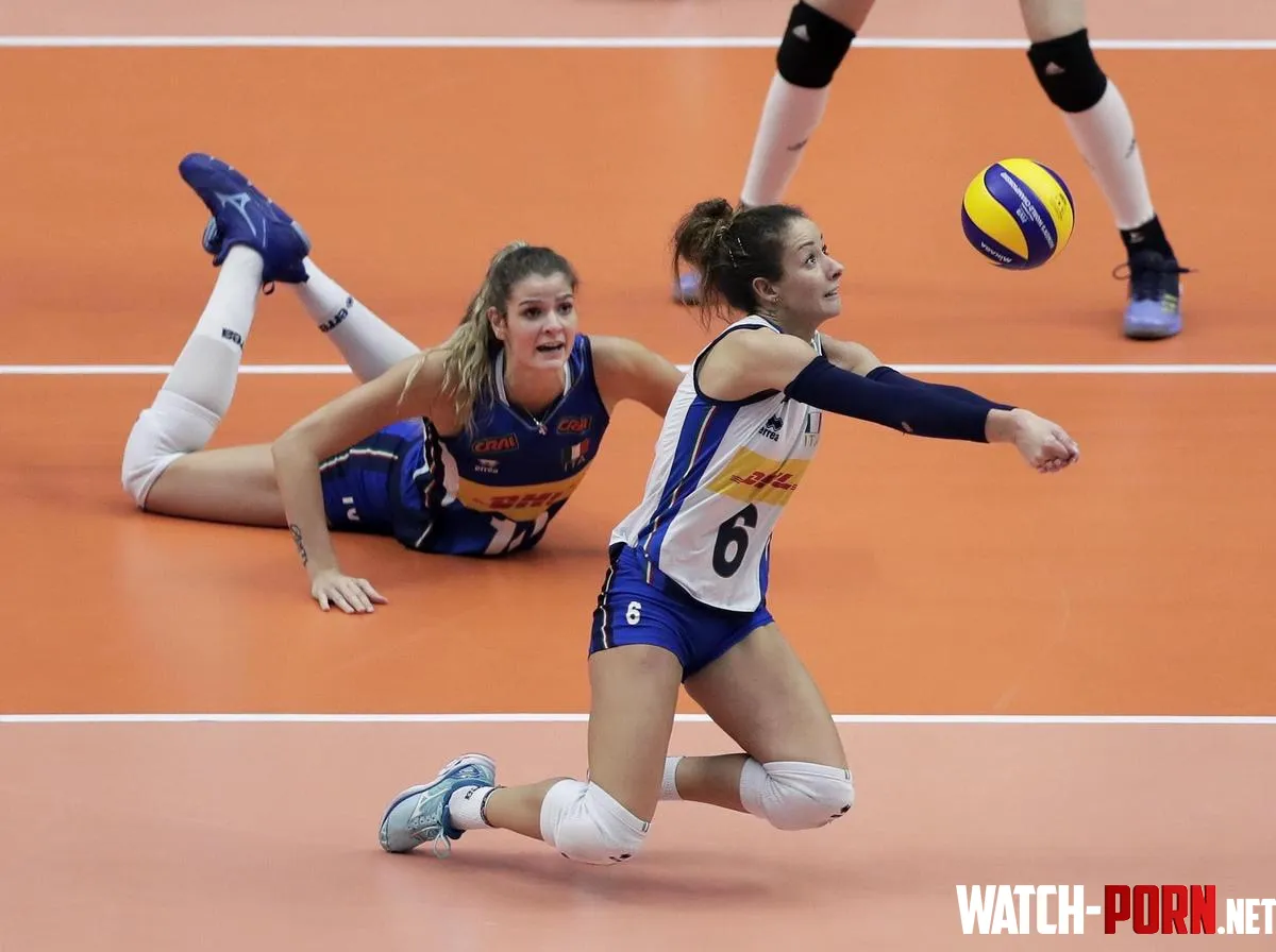 Monica De Gennaro by YongWeddle