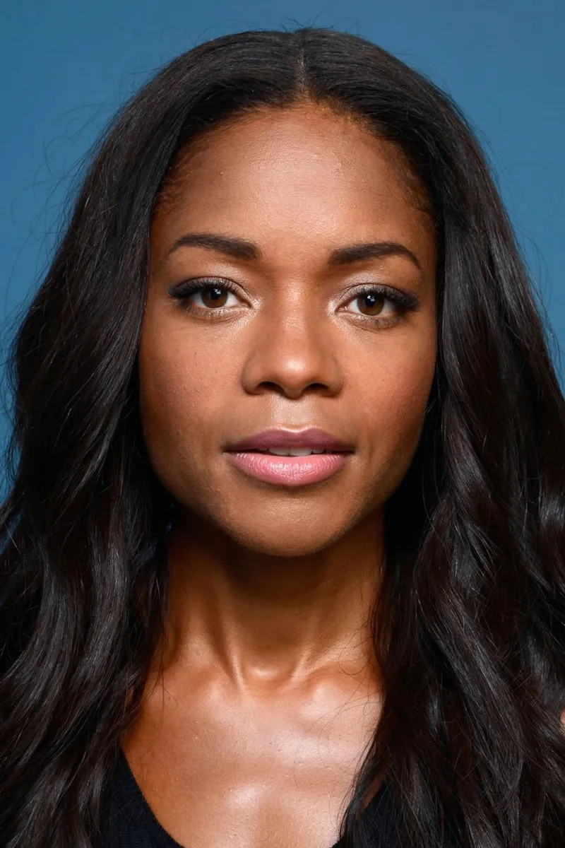 Thumbnail Naomie Harris: A Spellbinding Beauty by Quiet-Interview3916