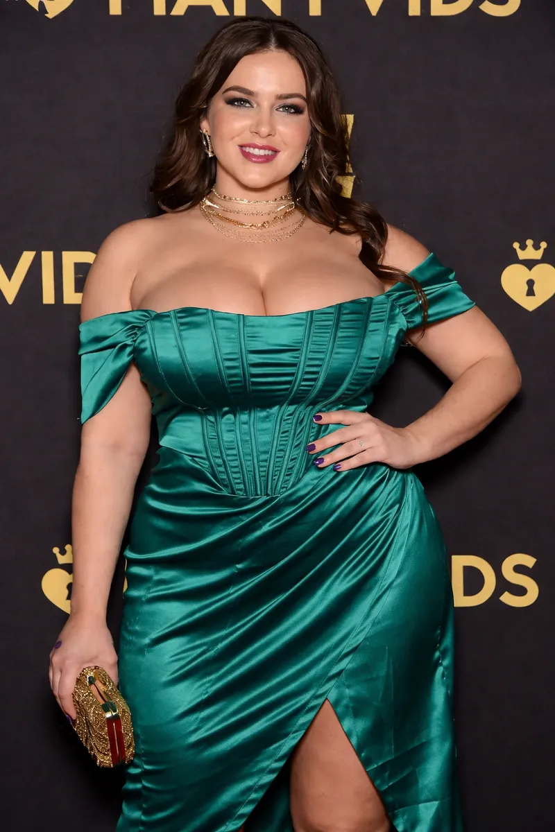 Thumbnail Natasha Nice: Unveiling the Charms of ClassyPornstars