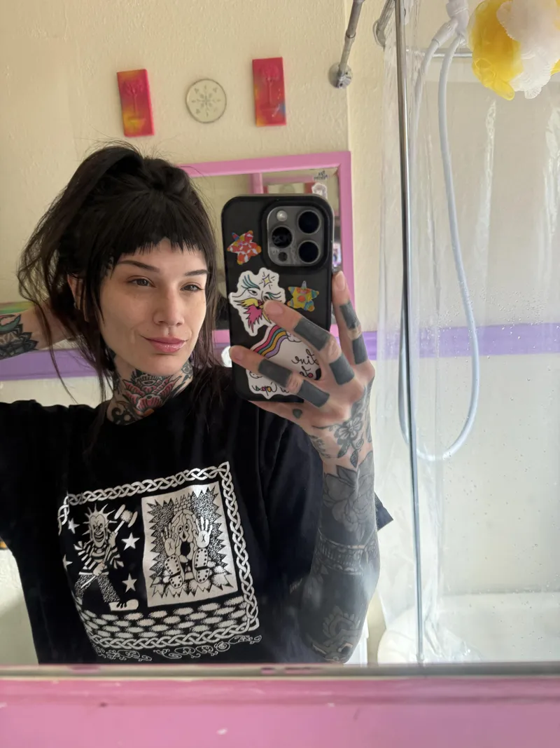 Thumbnail IG Spotlight - savestheheckinday Showcases alaskafe.e.et Sensation