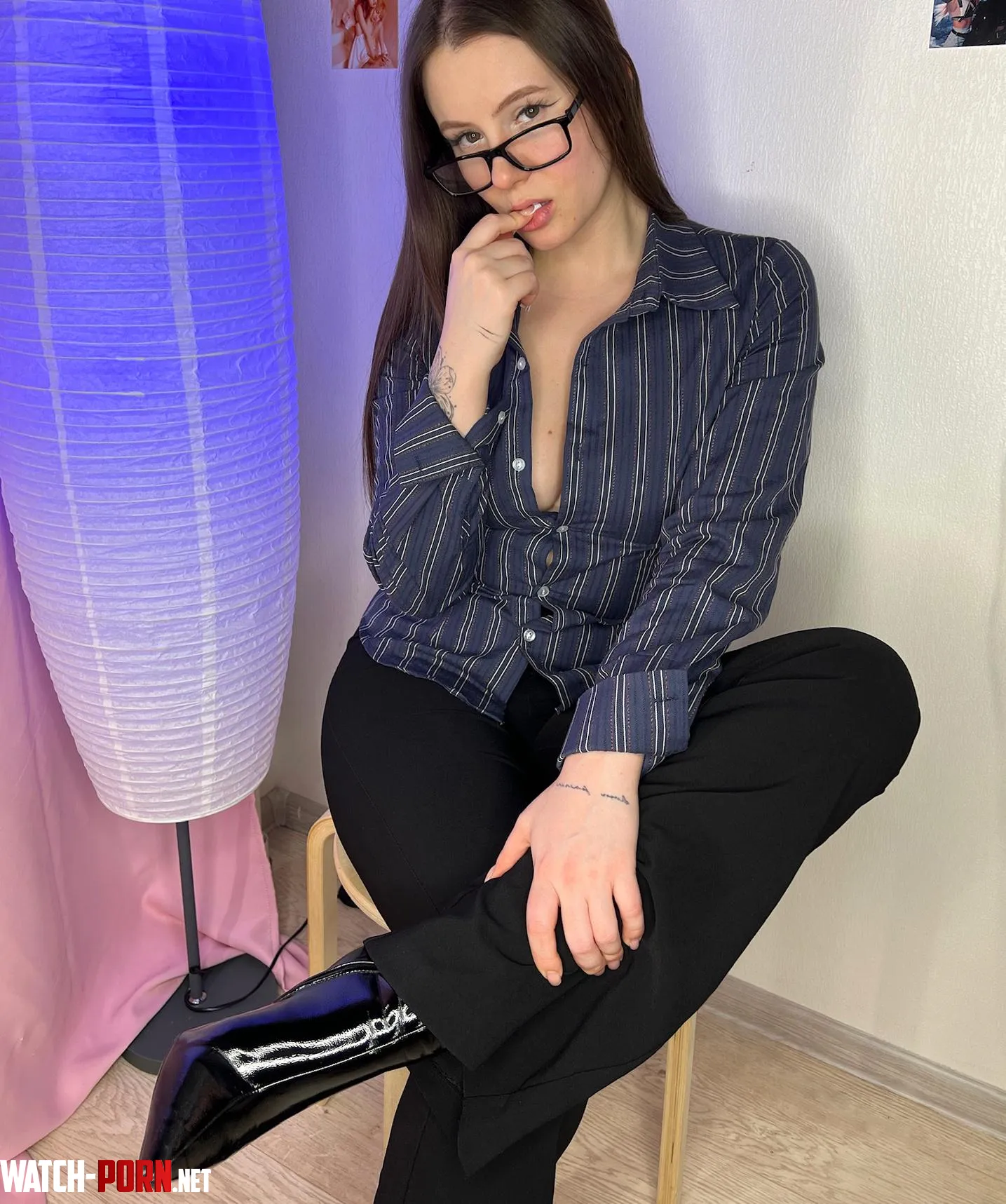 When you realize your desk is not the only thing getting a rise by Miafiore