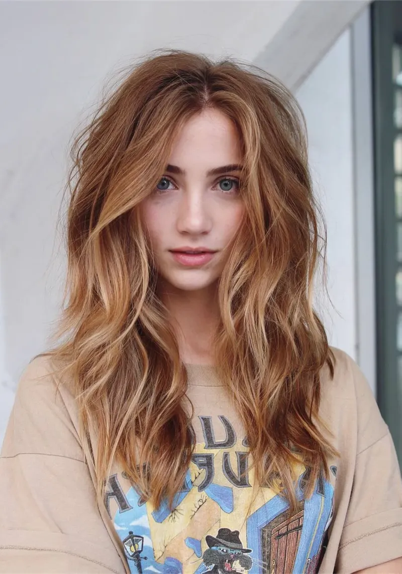 Thumbnail Delicate Beauty: Emily Rudd | Fit-Indication-7333