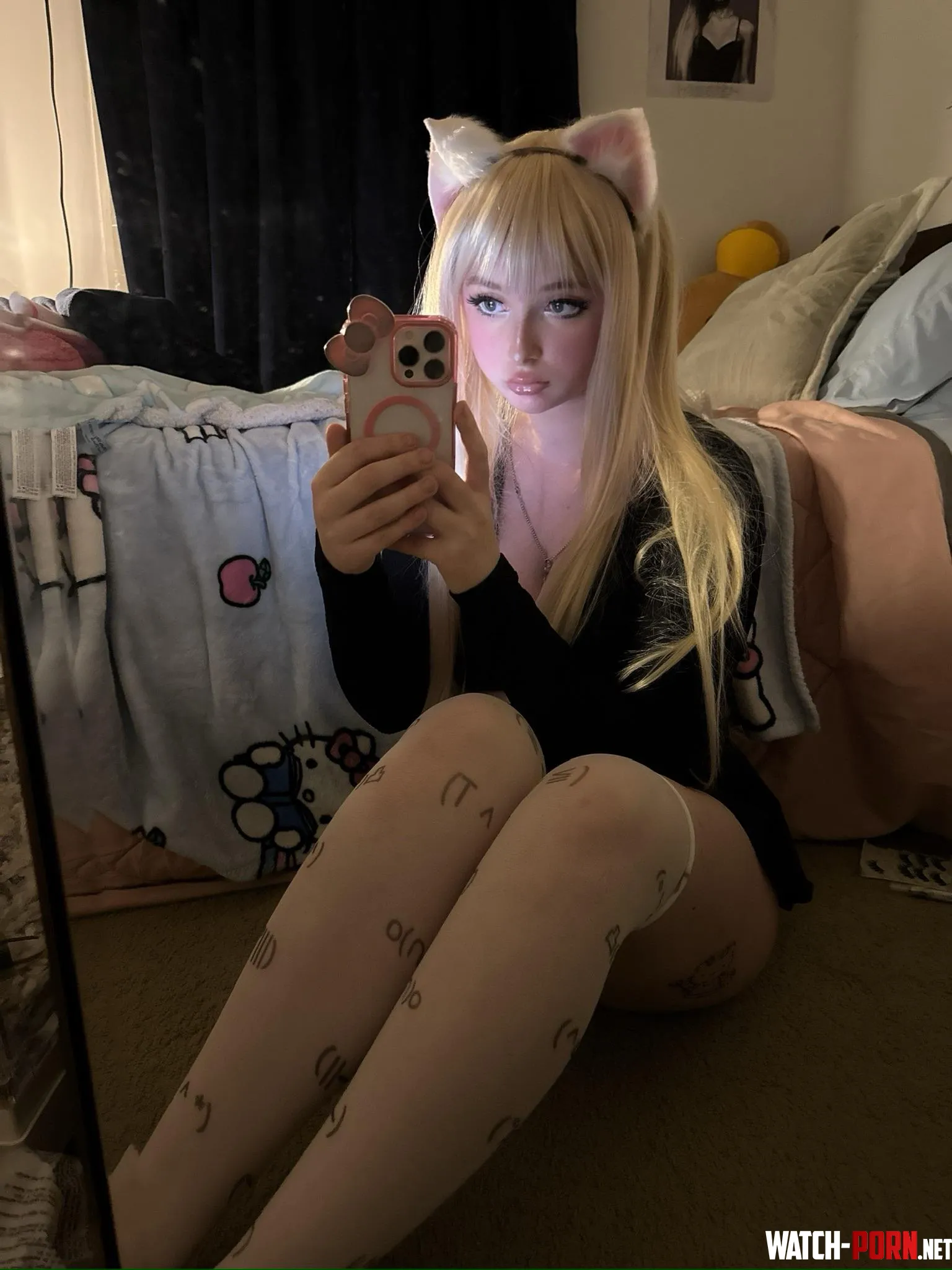 i bite… but only if u ask nicely :3 by petiteschoolgirlxo