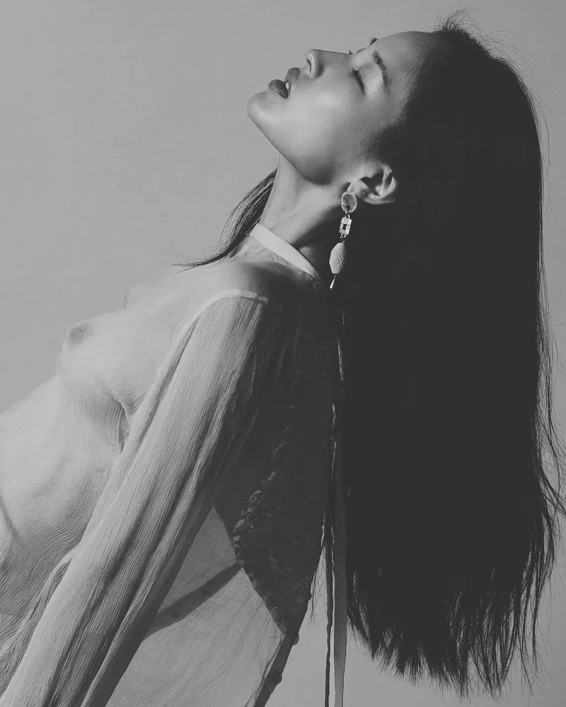 Thumbnail Seductively Stylish: hyunjoo hwang's NSFWfashion Journey by AltG90210