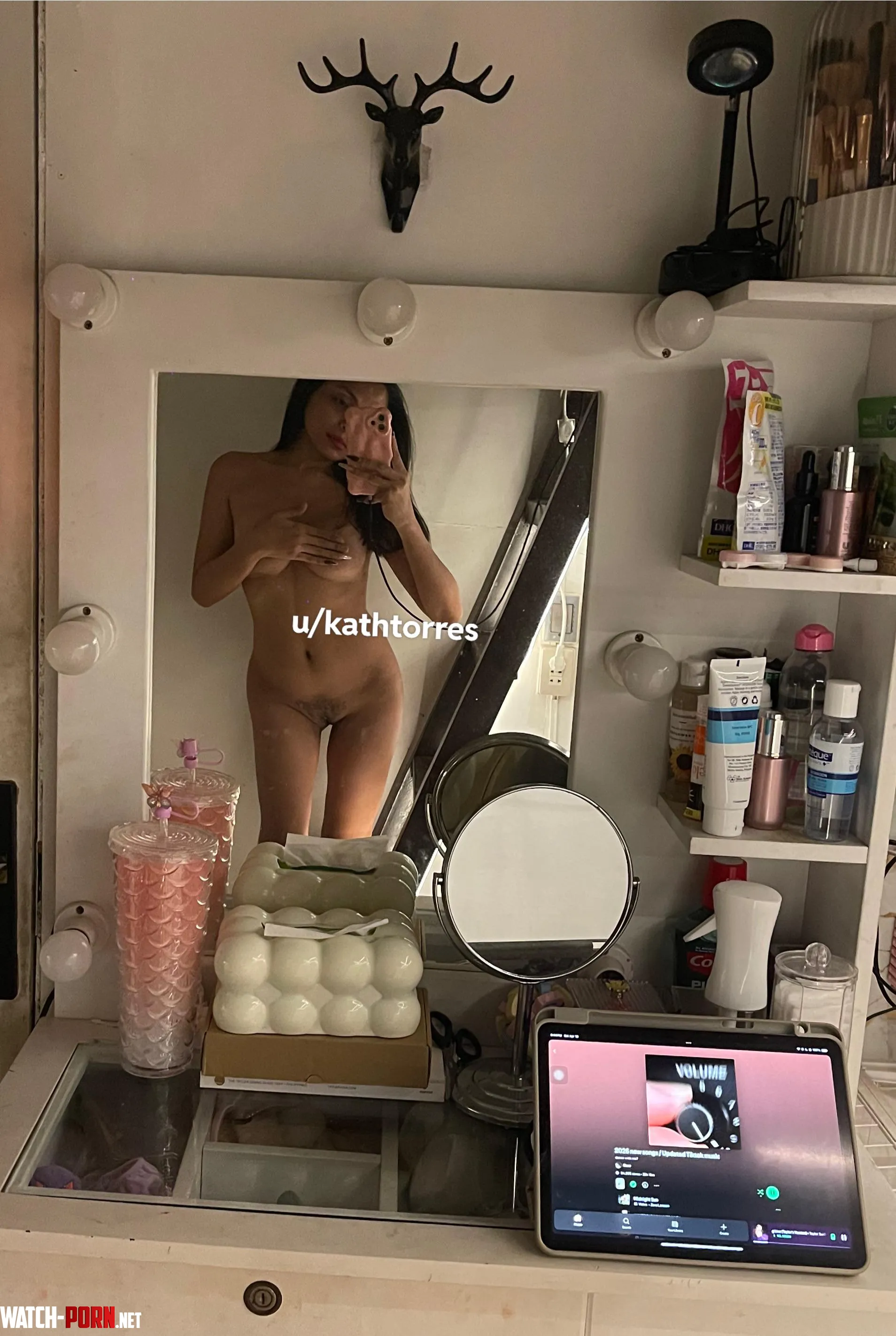 Pabigat daw kaming mga babae pero pag pumatong kame di naman sila nabibigatan 🤭 (f) by kathtorres