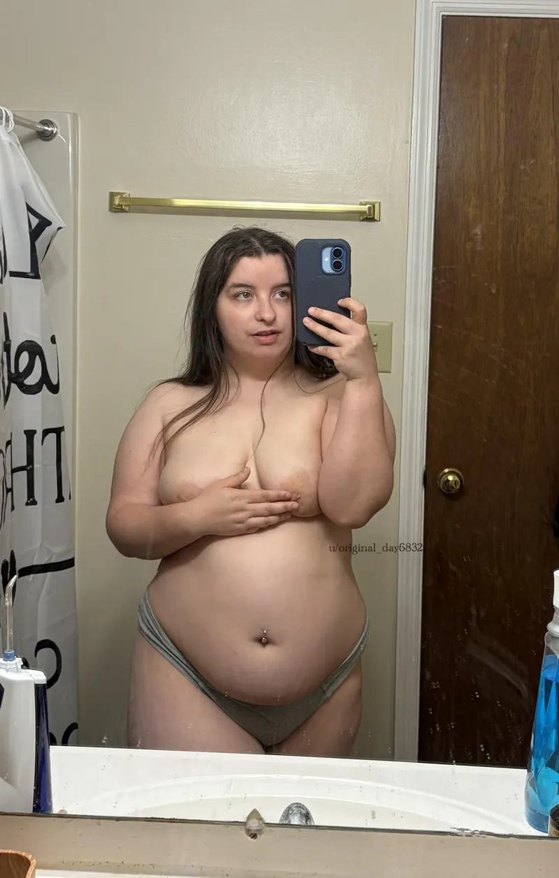 Thumbnail Throbbing Desires: Original_Day6832 on Slightly Chubby