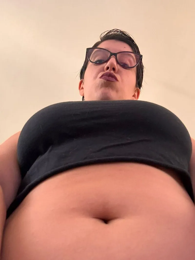 Thumbnail Focus-Ruining Delight from Inesitaax in Croptop Girls Category