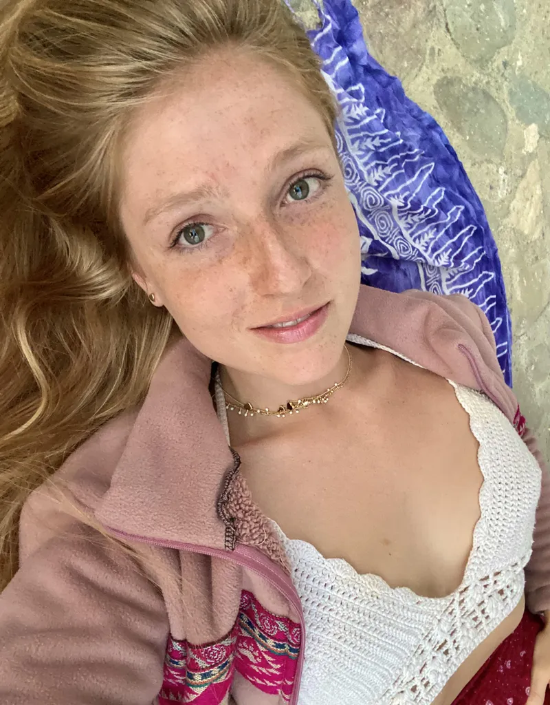 Thumbnail Wishing You a Beautiful Week from freedom_fruit