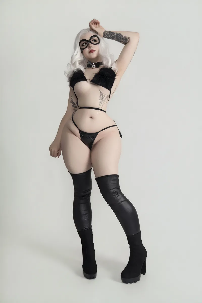 Thumbnail Black cat's here to steal your heart (Kuroitsne) by Kurokitsunexcos