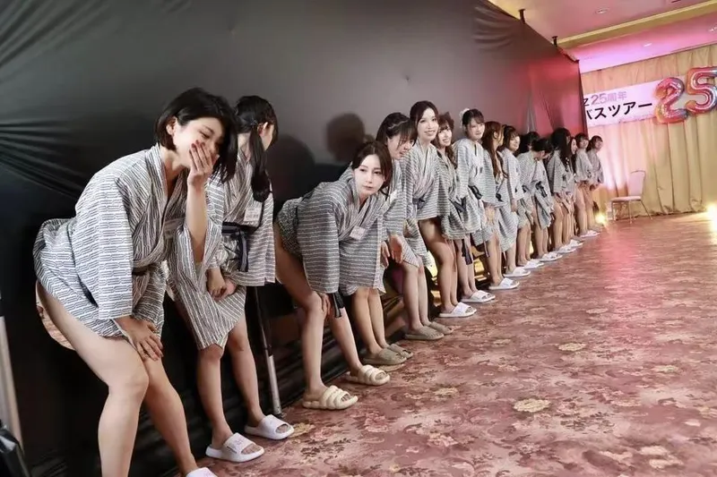 Thumbnail anyone knows code? by Emotional-Berry-1209