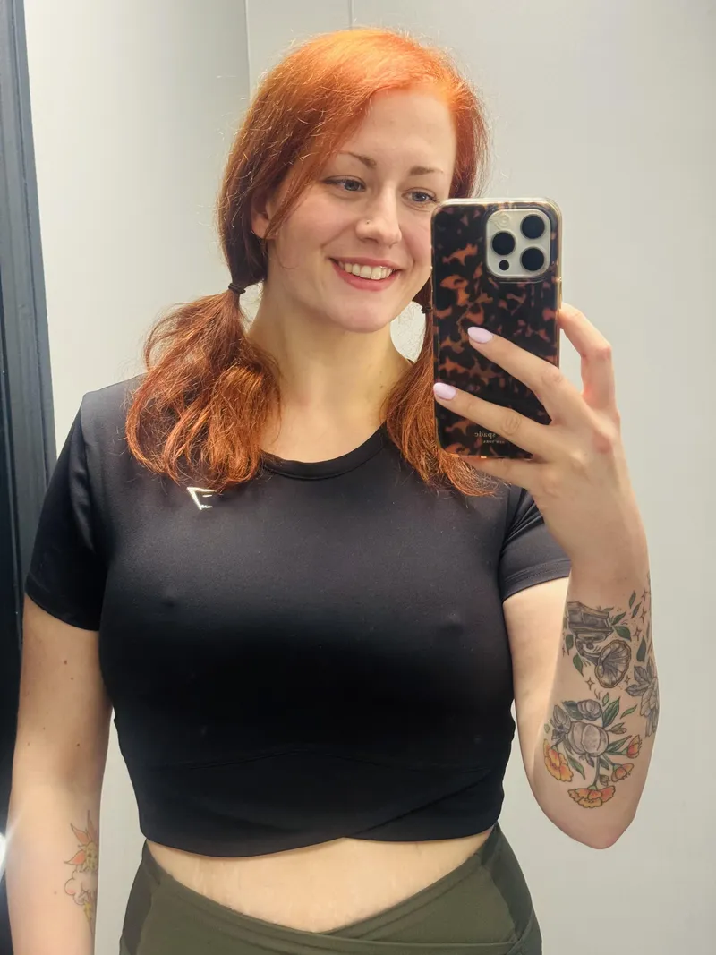 Thumbnail I love catching glances from men at the gym as they see my pokies by katieisagoodgirl69