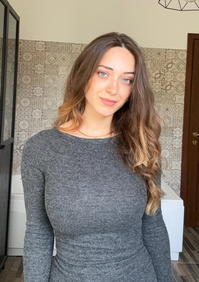 Thumbnail Ergila Krena: Beauty Beyond Compare | PrettyGirls