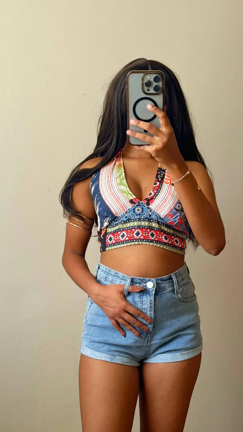 Thumbnail GovernessOfDesire: Back with Jeans Shorts Styling