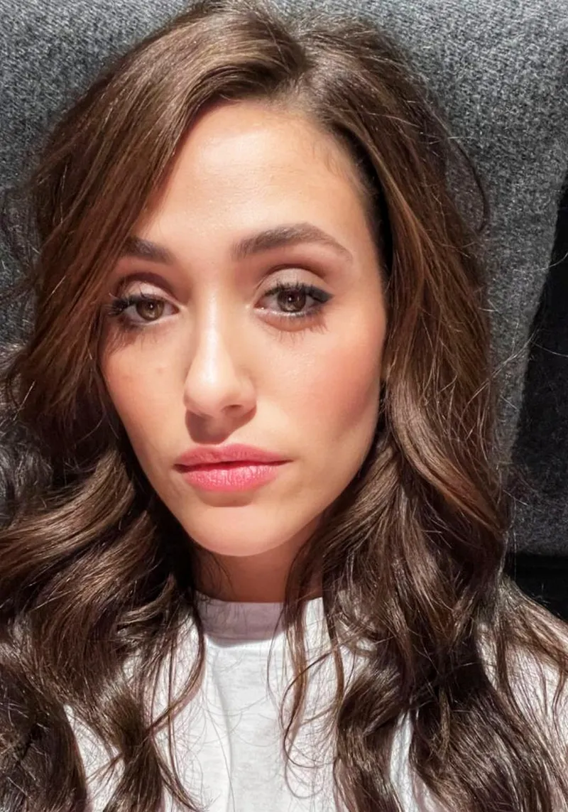 Thumbnail Emmy Rossum: Definition of Pretty | PrettyGirls