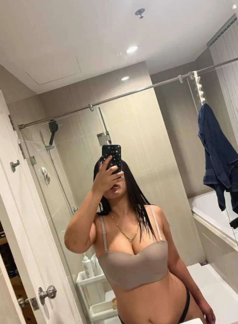 Thumbnail TaffyGlimm's Bad Girl Antics