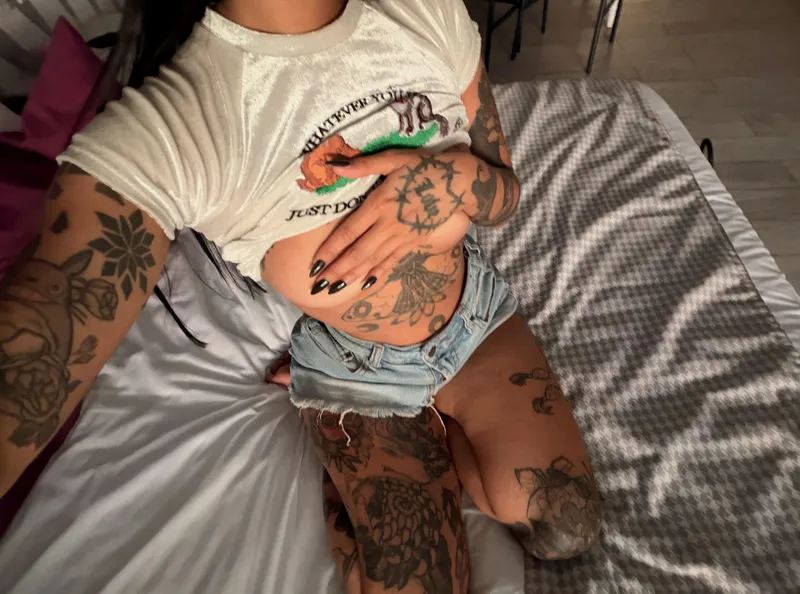 Thumbnail Indulge in MoonZhangxo's Naughty Confessions