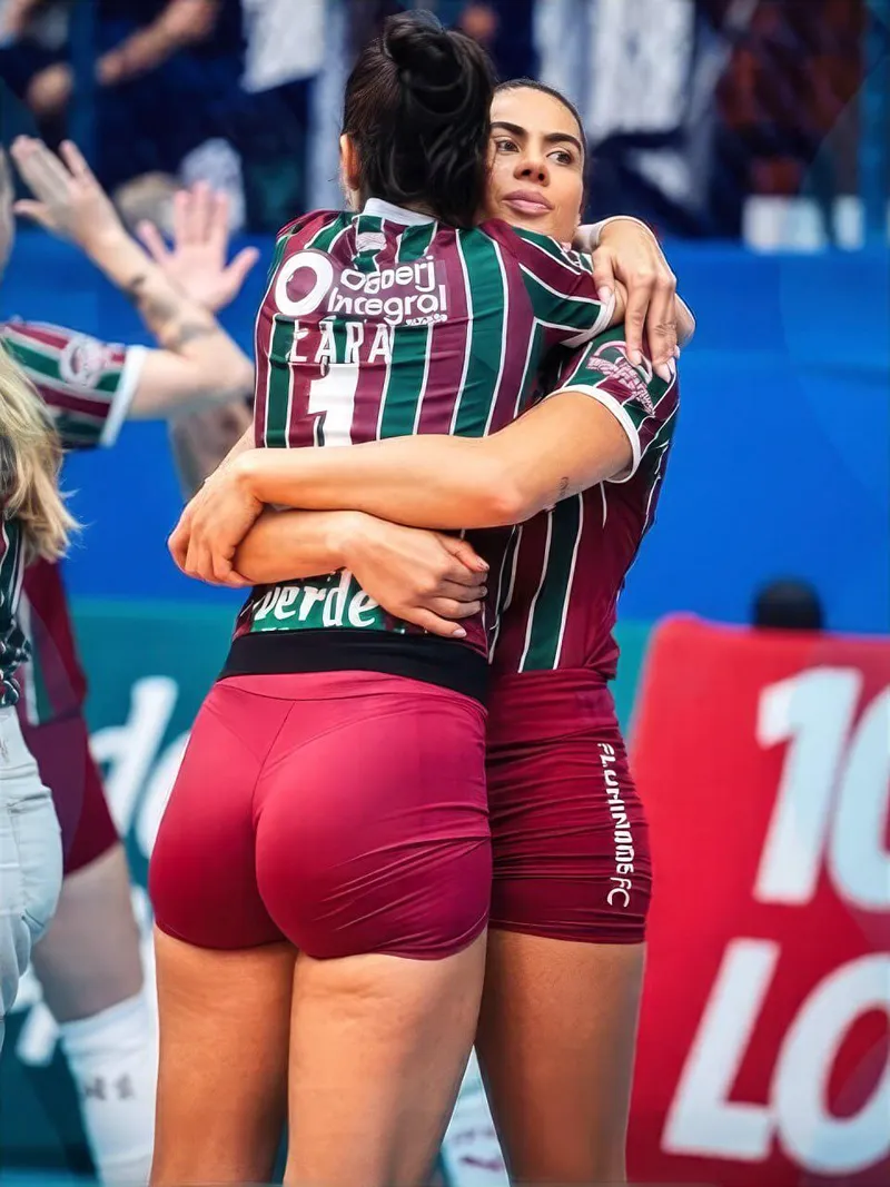 Thumbnail Lara Nobre: A Revelation into the Life of VolleyballGirls