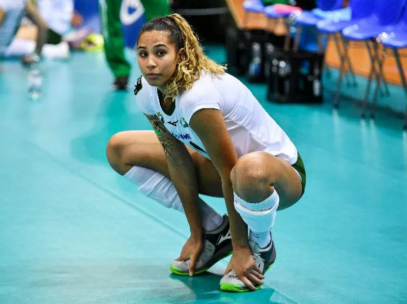 Thumbnail Kazmiere Brown: Insider Glimpse into the World of VolleyballGirls