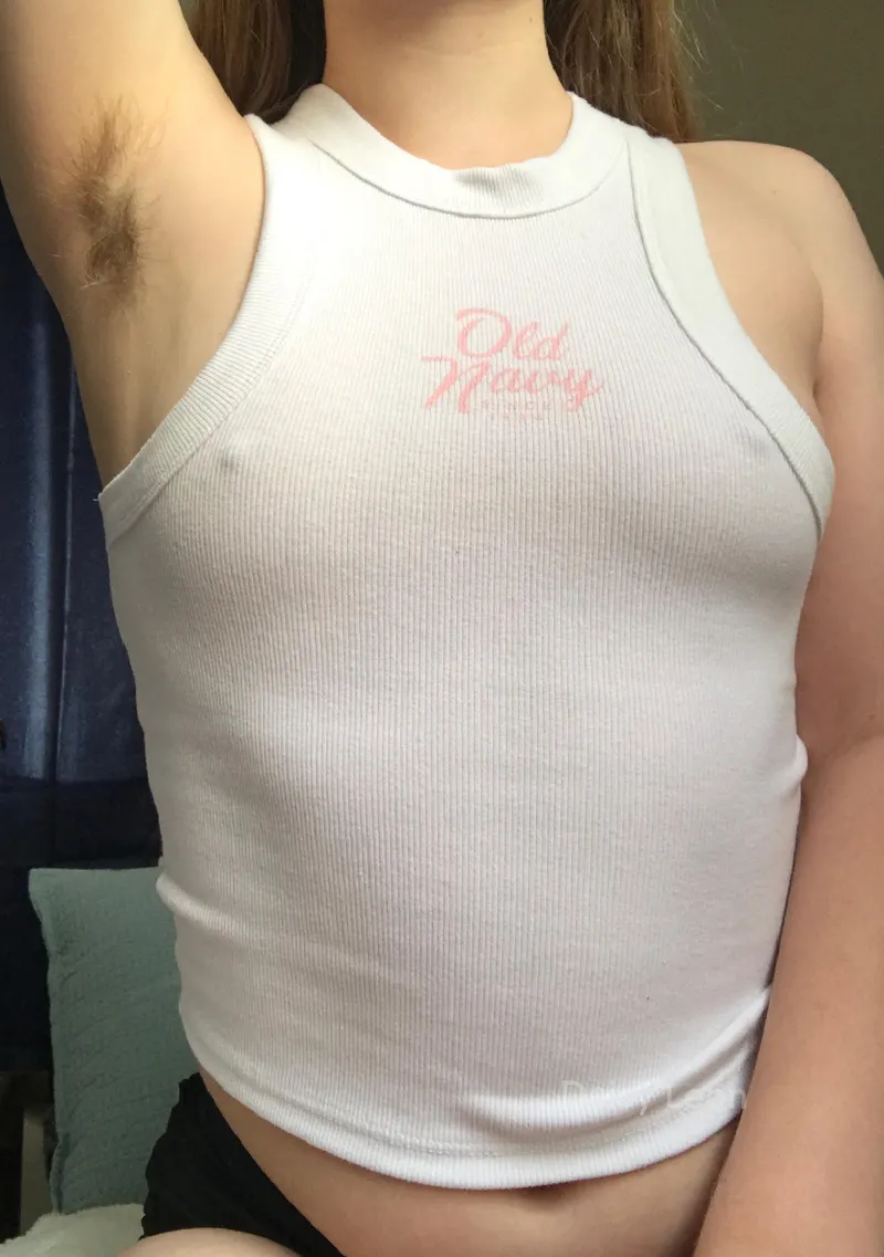 Thumbnail DaisyLeonXXX's Allure: Brunette Armpit Hair Insights | HairyArmpits