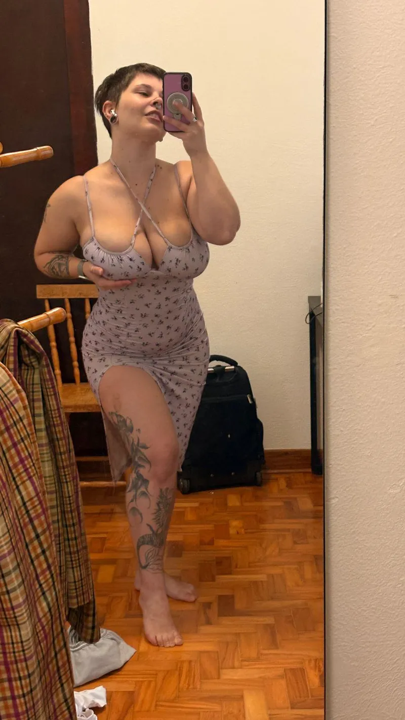 Thumbnail Is This Dress Too Small? Insight from emmy_suicide on Cleavage