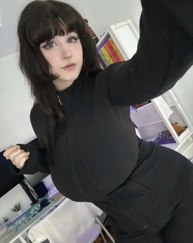 Thumbnail Dive into Elegance: 'Busty in Black' by playanesee - 2busty2hide