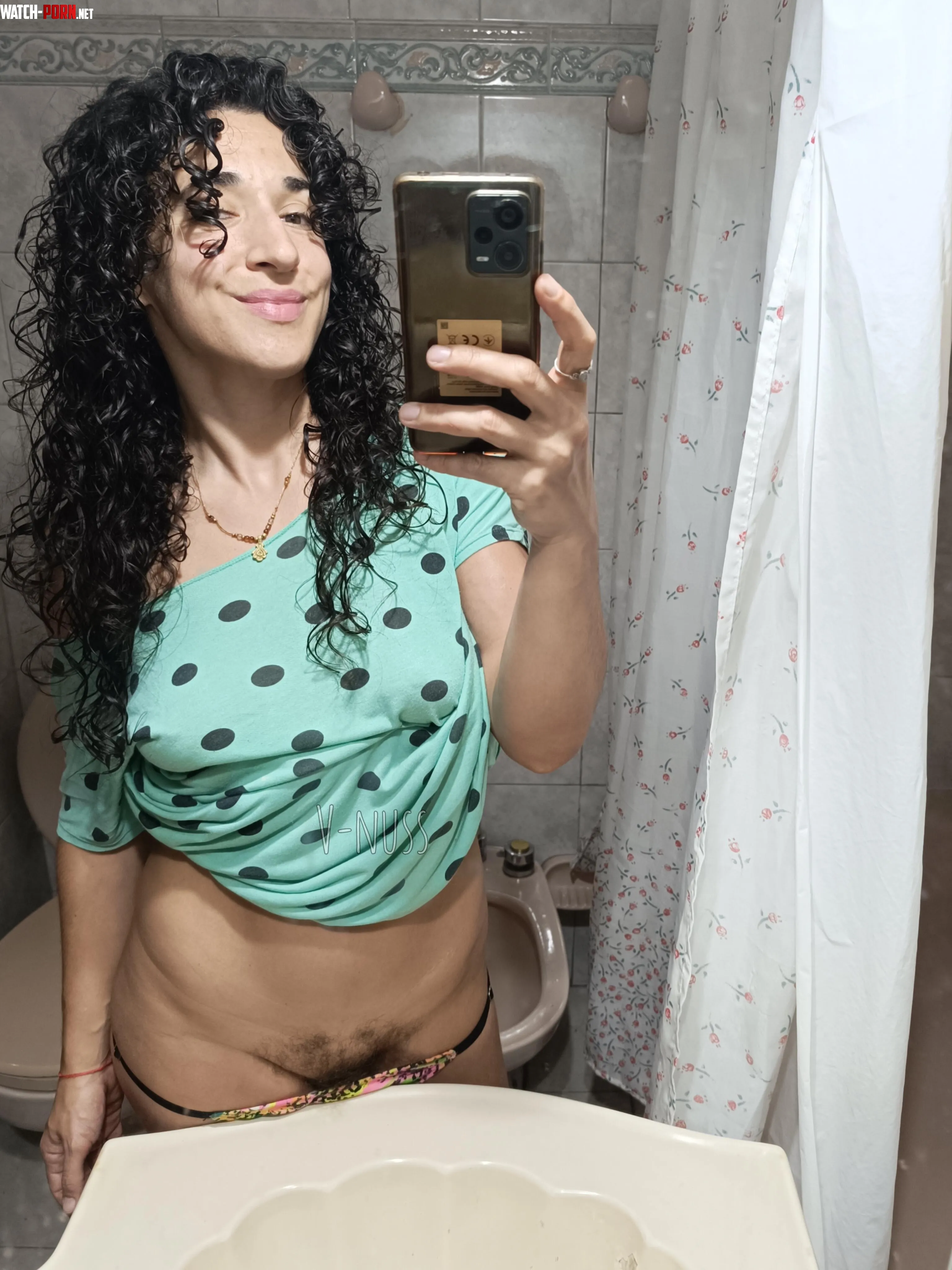 Curly all over the body by v-nuss