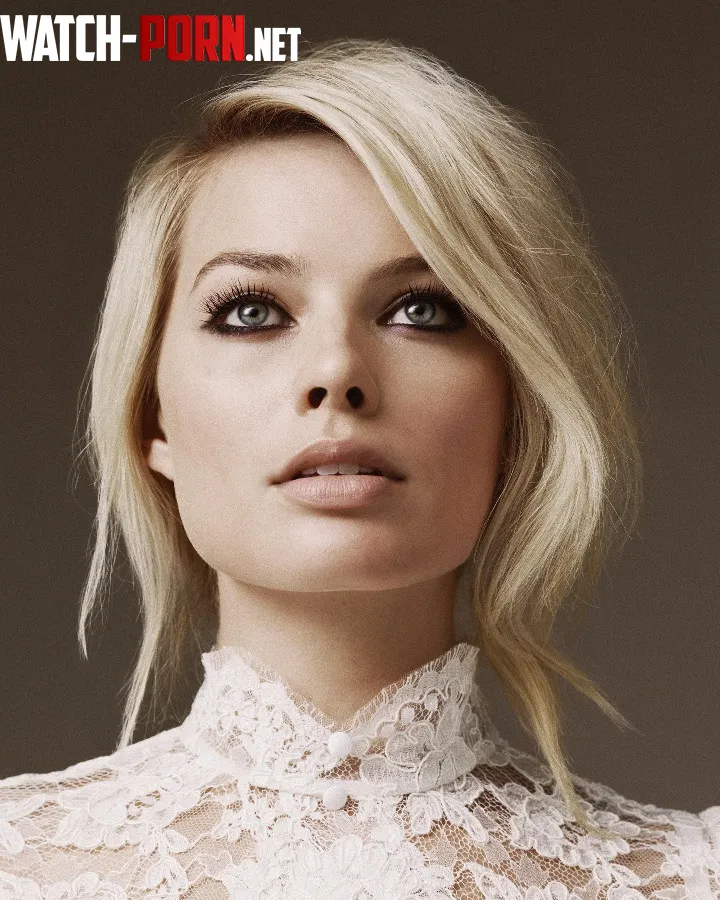 Margot Robbie by Fit-Indication-7333