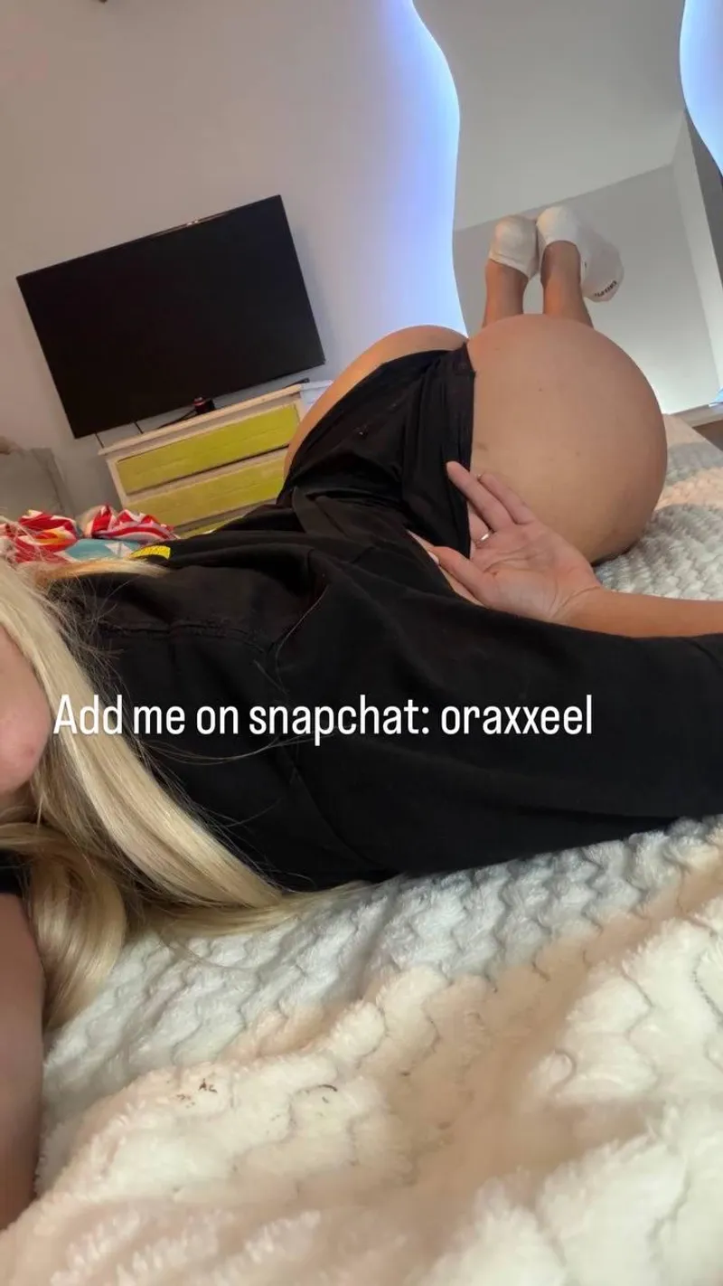 Thumbnail Join sflames in the Sensual World of SexyButNotPorn