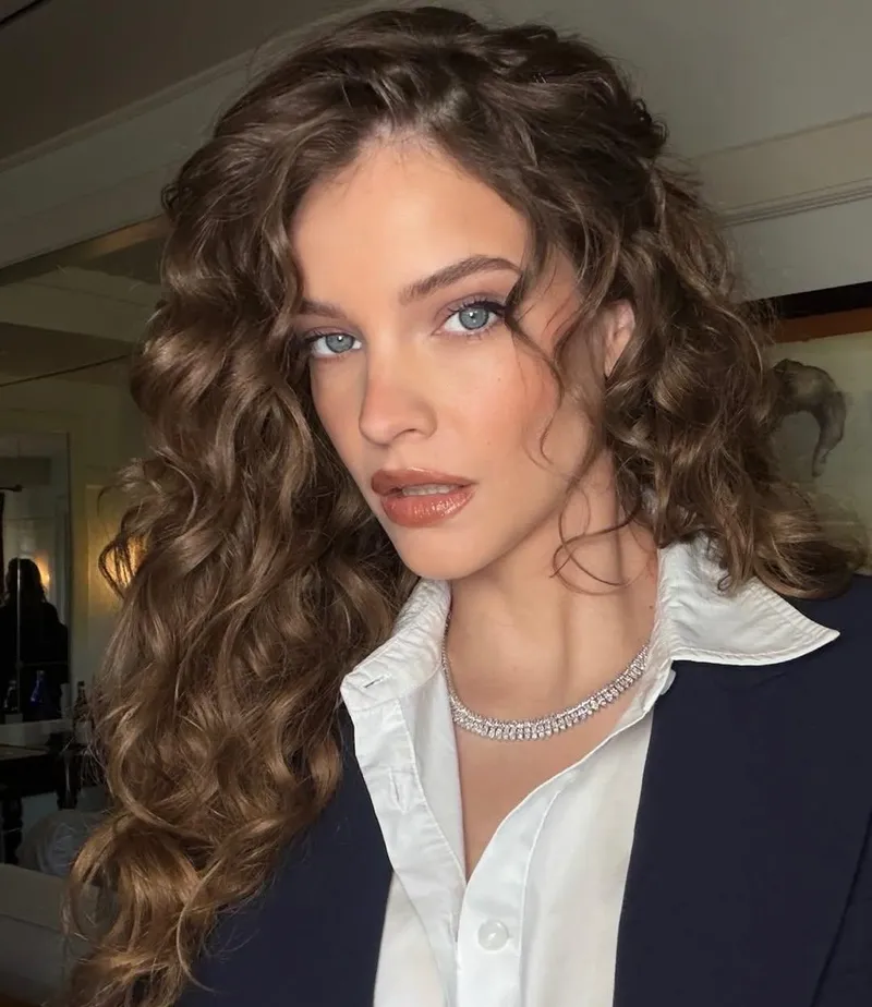 Thumbnail Barbara Palvin's Captivating Charm | PrettyGirls