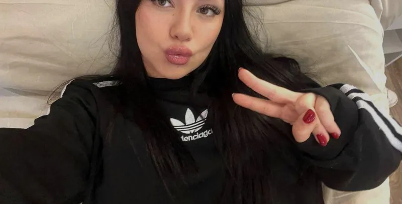 Thumbnail Distractingly Cute: Pouting Perfection | SereneSorceressx