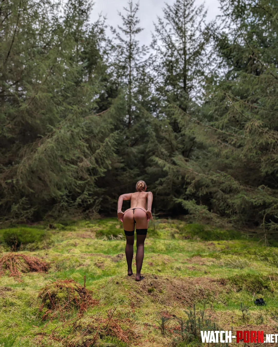 Lingerie in the wild 🌿🍃 by obeymissgrace