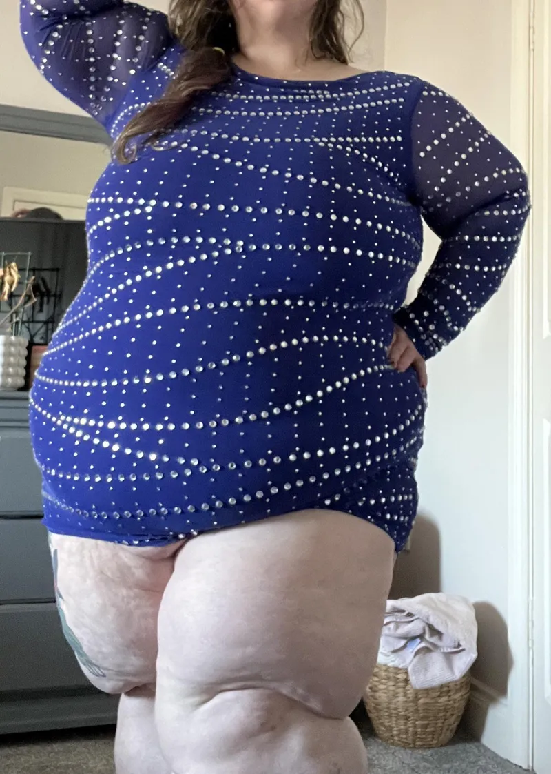 Thumbnail Delve into plantyho's Internet Journey | Embrace ssbbw Comfort