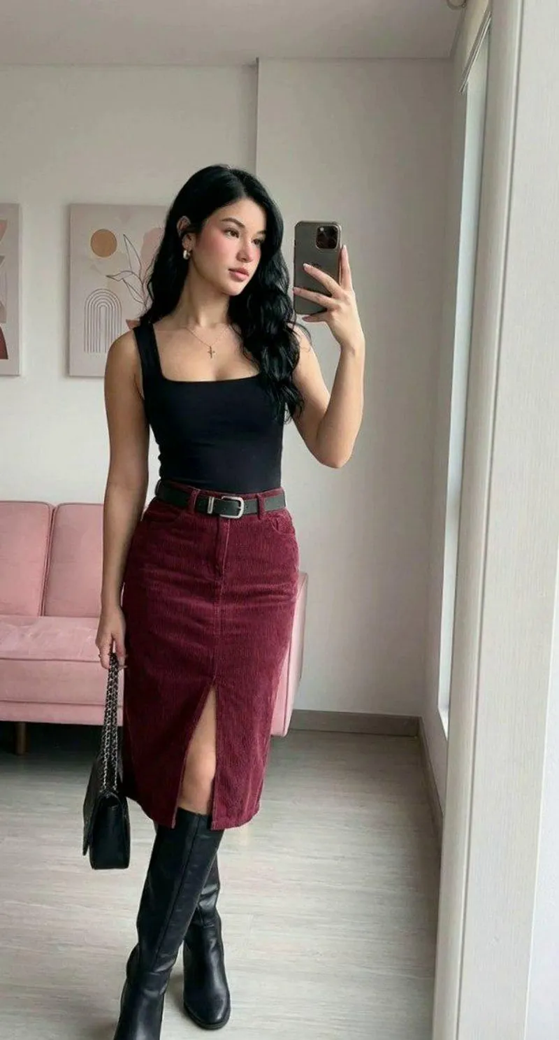 Thumbnail Unleash Your Power Look with Simple Fit in Pencil Skirts by evildollxx