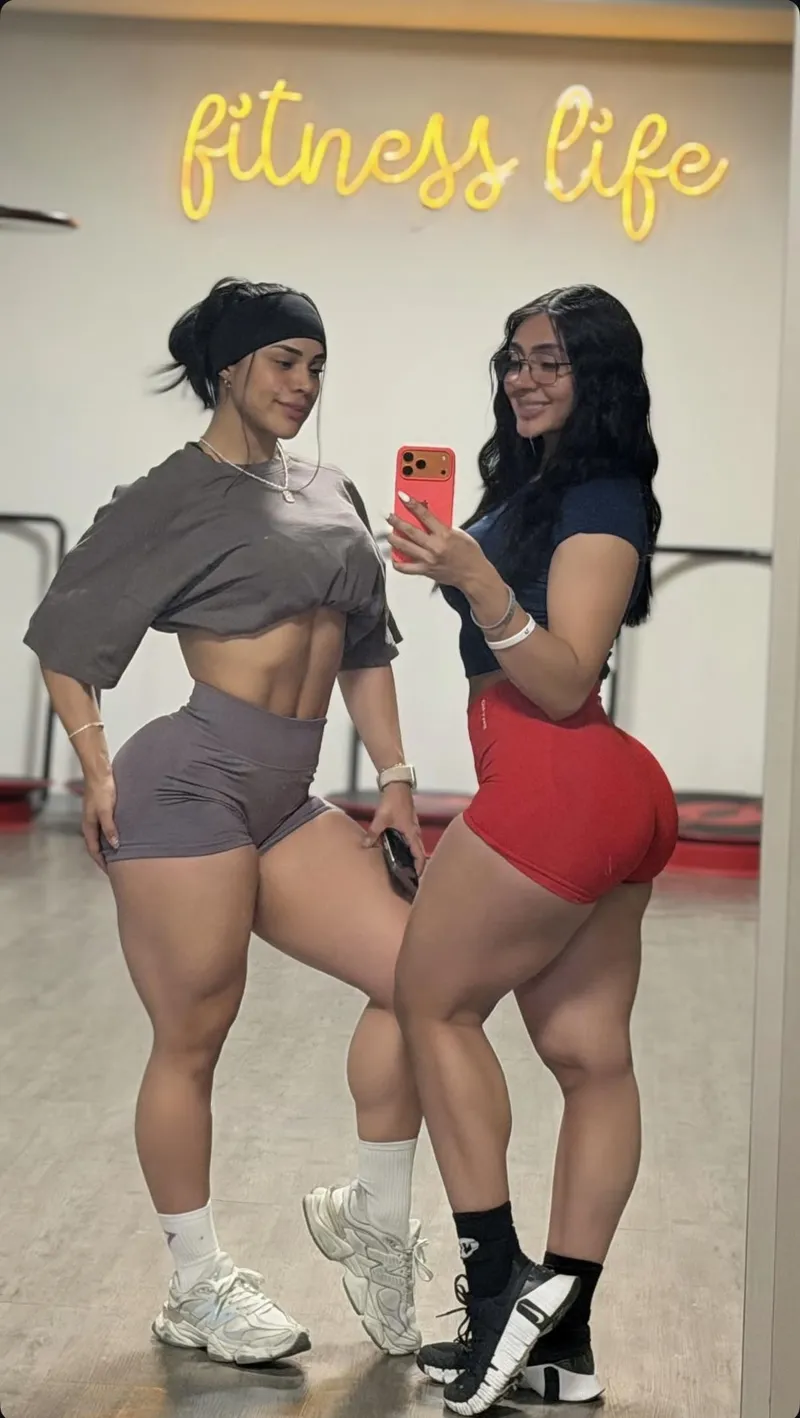 Thumbnail Embracing Fitness: Meet Esmediaz Amberestefania | RedHopSnob | ThickFit