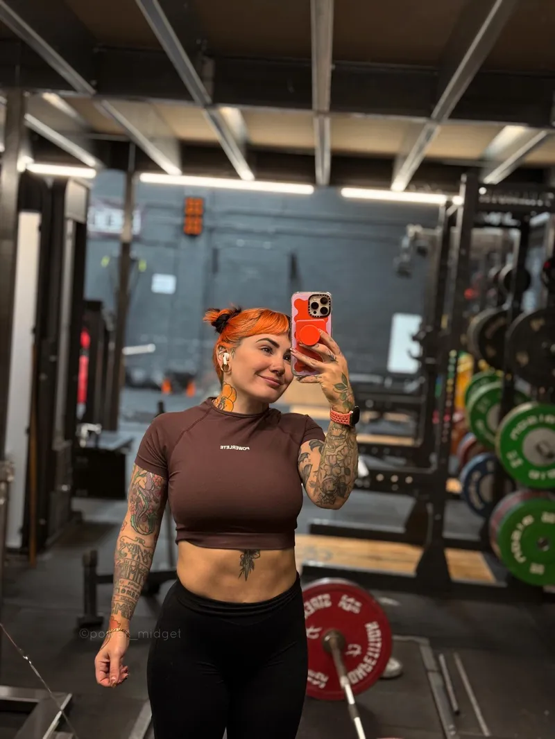 Thumbnail Embracing Steamy Sauna Sessions with power_midget | ThickFit Life