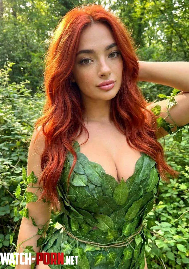 poison ivy cosplay (lily) by GoldenBlisss